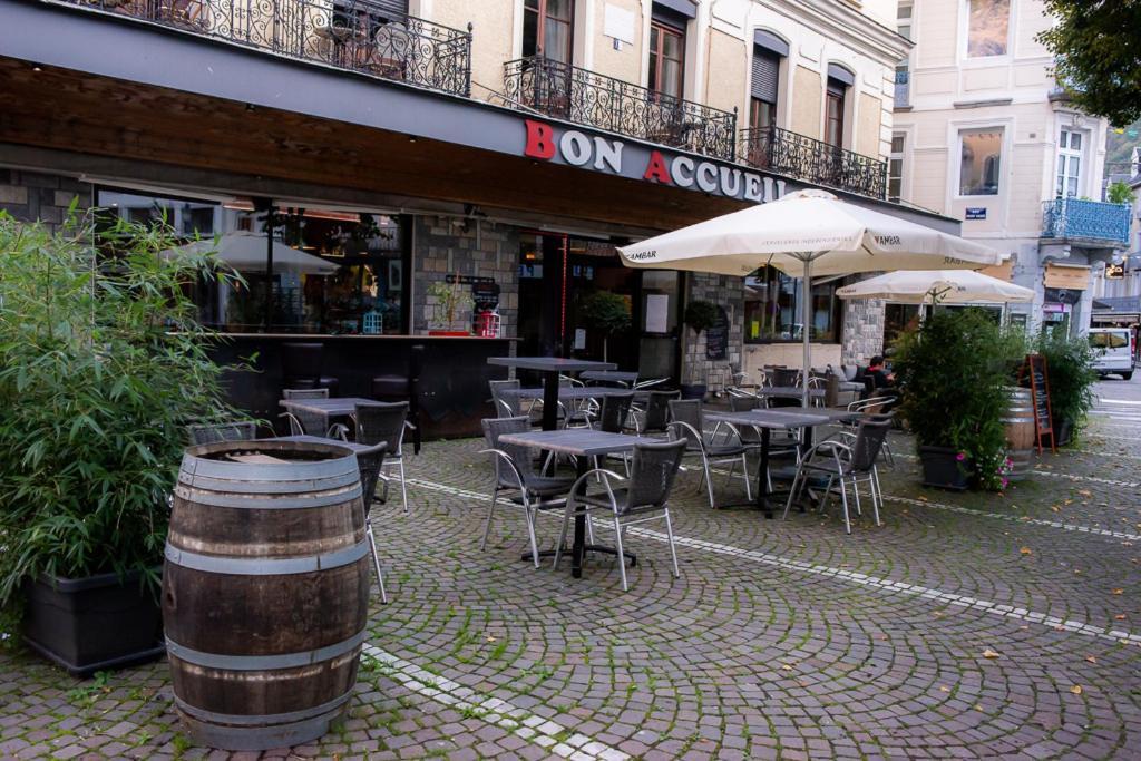 Le Bon Accueil Hotel Bagneres-de-Luchon Exterior photo